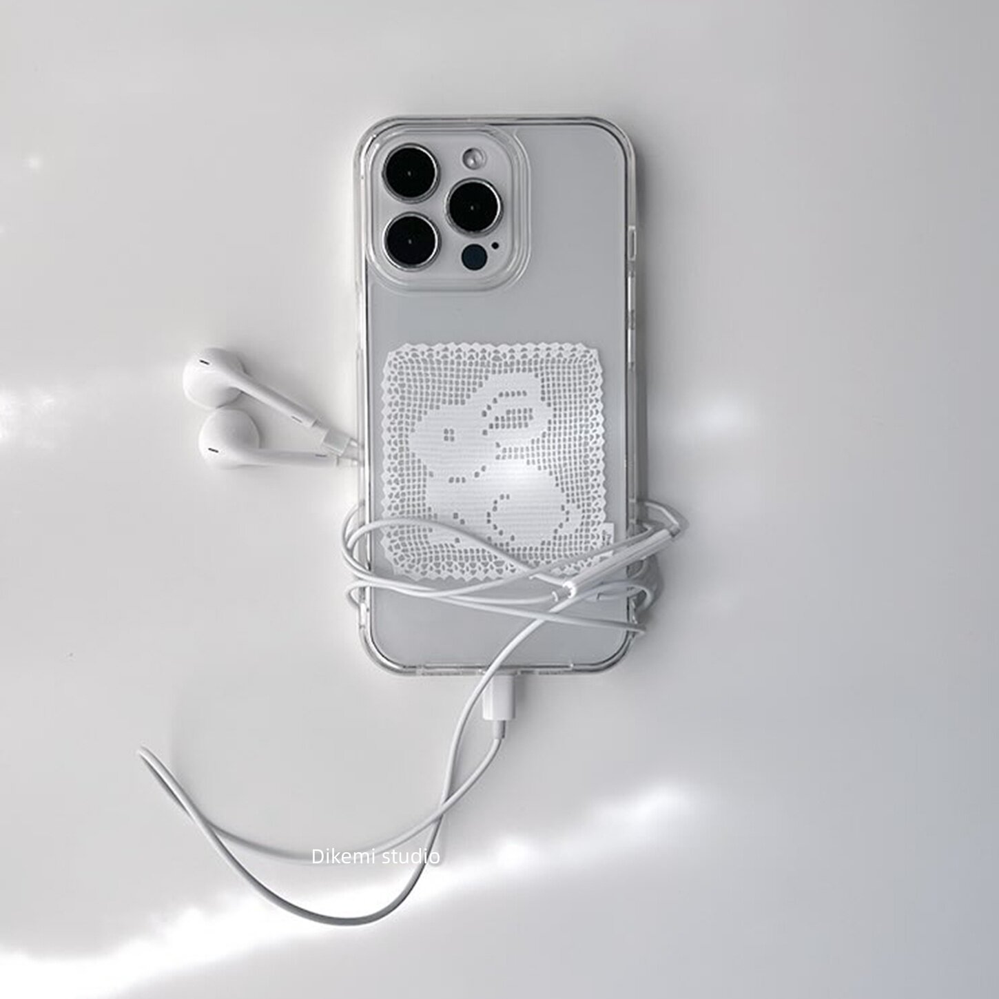Resin Art Phone Case - Korean Ins White Lace Pattern Rabbit