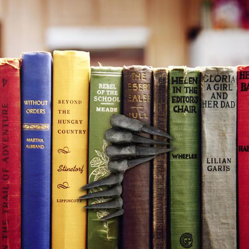 Gothic Devil Claw Bookmark Res - Resin Art Bookmark ulasan dan harga