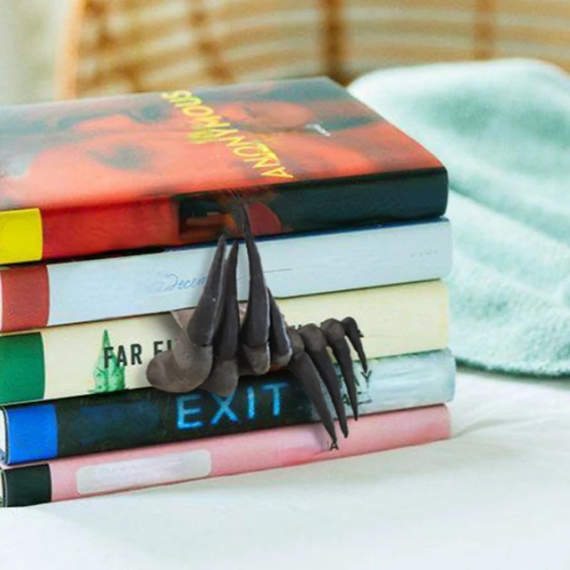 Hand of The Devil Halloween Ho - Resin Art Bookmark ulasan dan harga